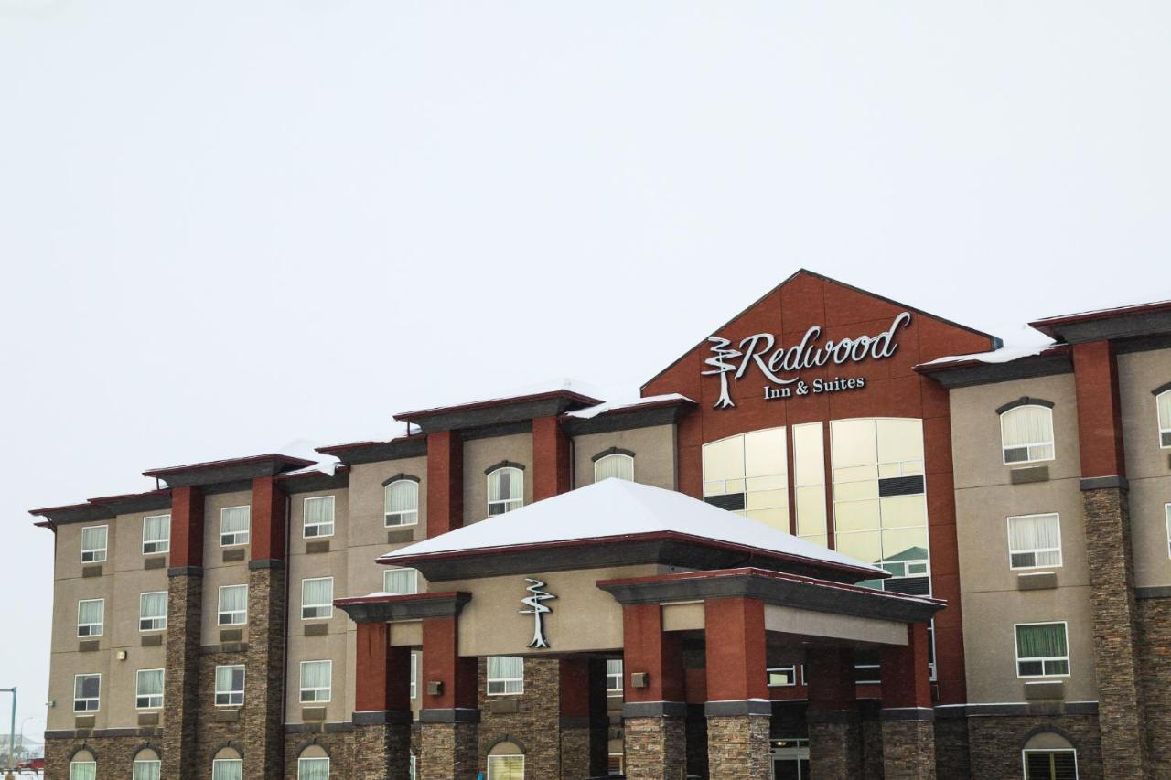 Redwood Inn & Suites Clairmont Exterior foto